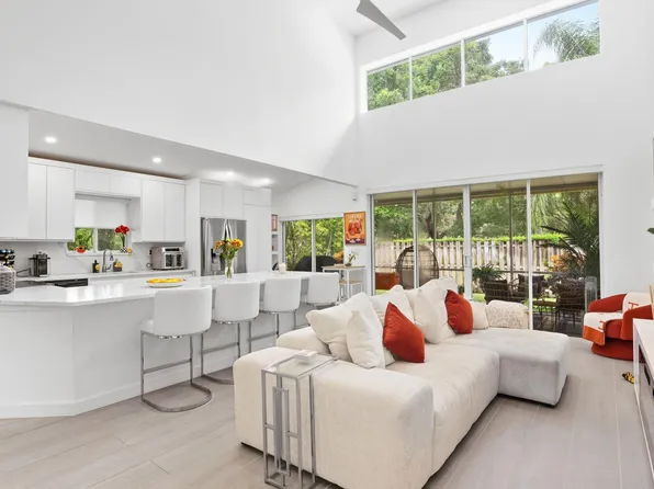 6045 Old Court Road #401, Boca Raton, FL 33433