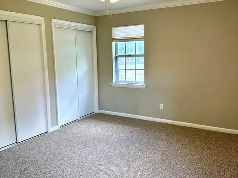 2349 Marco Cir — Photo 11