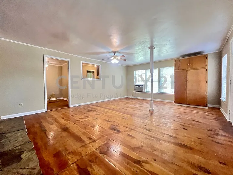 315 Normal St #C — Photo 3
