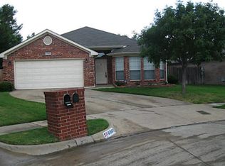 6801 Descanso Gardens Dr, Fort Worth, TX 76132