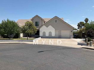 2058 E Glencove Cir, Mesa, AZ 85213