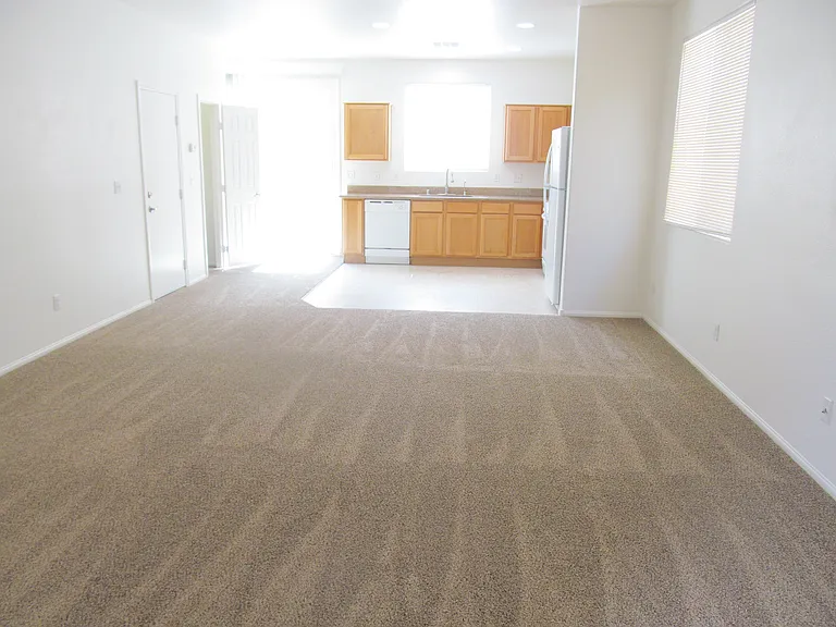 8513 Orly Ave — Photo 6