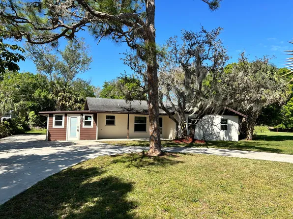 1285 SW Alligator Street, Palm City, FL 34990