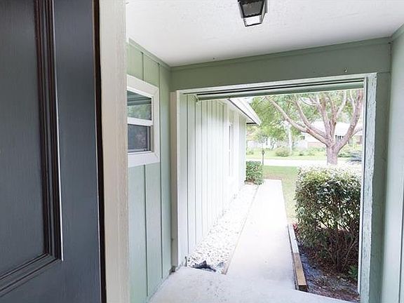 3rd image of 111 Ingram Cir
