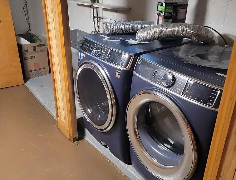 Washer & Dryer