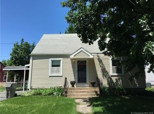 101 Surrey Dr, Bristol, CT 06010
