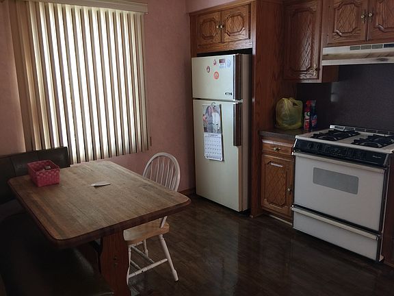 5th image of 102 Mobile Ave