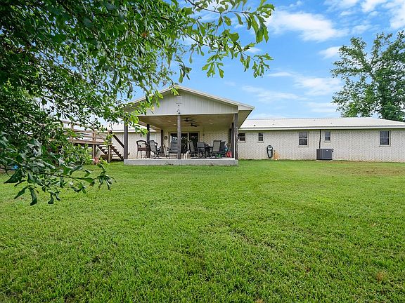 4th image of 363 Boxwood Ln