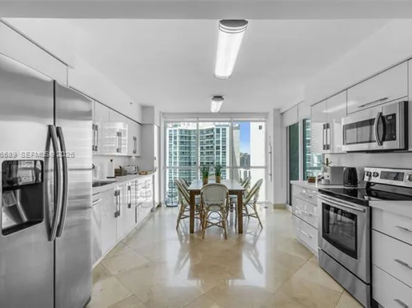 16400 Collins Ave, North Miami Beach, FL