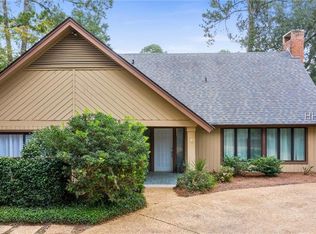 20 Water Oak Dr, Hilton Head Island, SC 29928