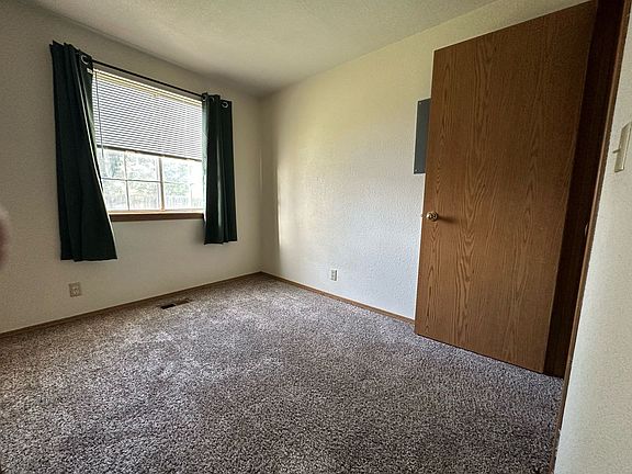 5th image of 3660 W Rose Hill St APT 107