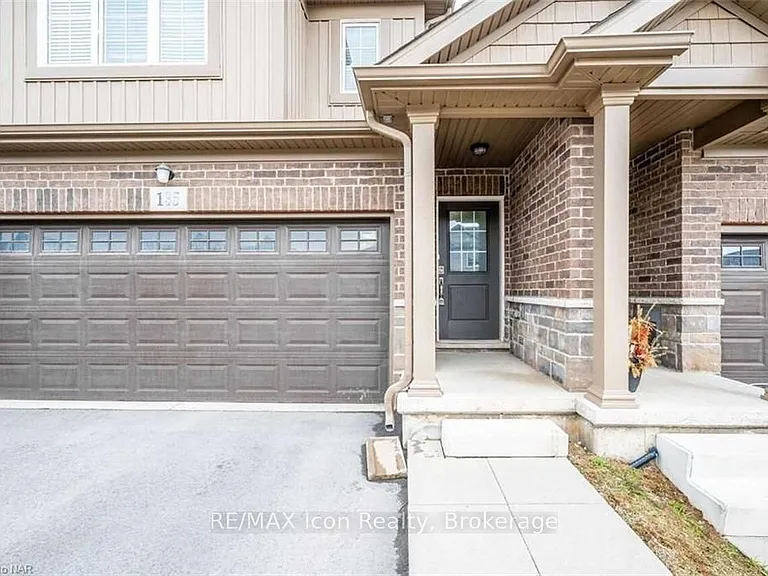 135 Acacia Rd — Photo 25
