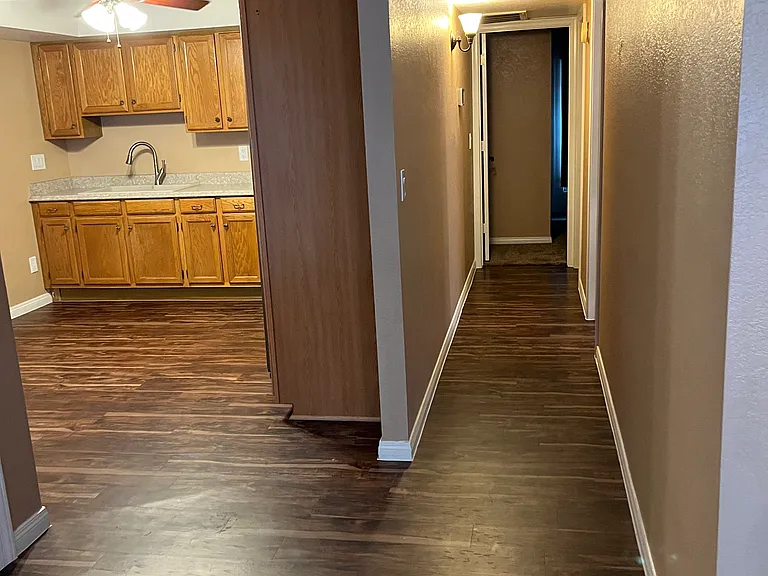 2663 E Evergreen St — Photo 7