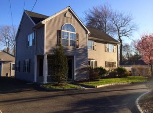 3587 Old Town Rd, Bridgeport, CT 06606