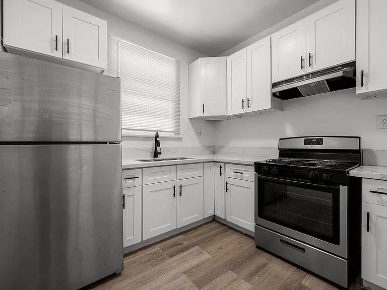 2849 San Marino St #110A — Photo 3