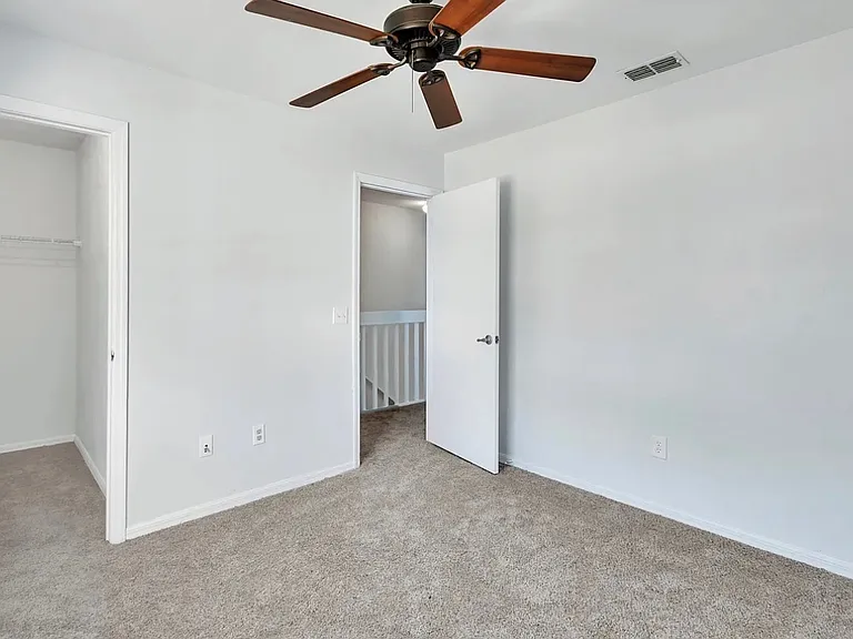 1205 Deer Springs Rd — Photo 3