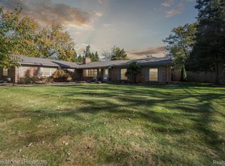 6978 Dublin Fair Rd, Troy, MI 48098