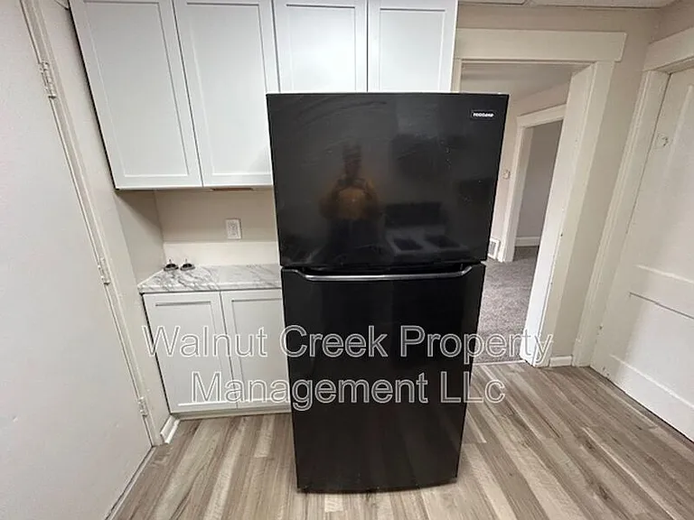 100 Rush St — Photo 8