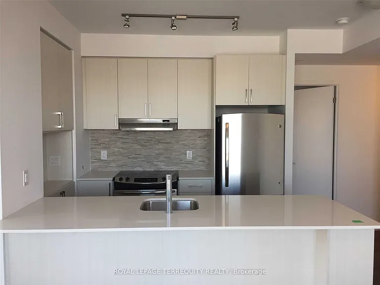 2560 Eglinton Ave W #1311 — Photo 2