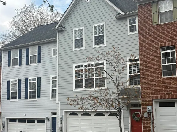 149 Brookwood Dr, Charlottesville, VA 22902