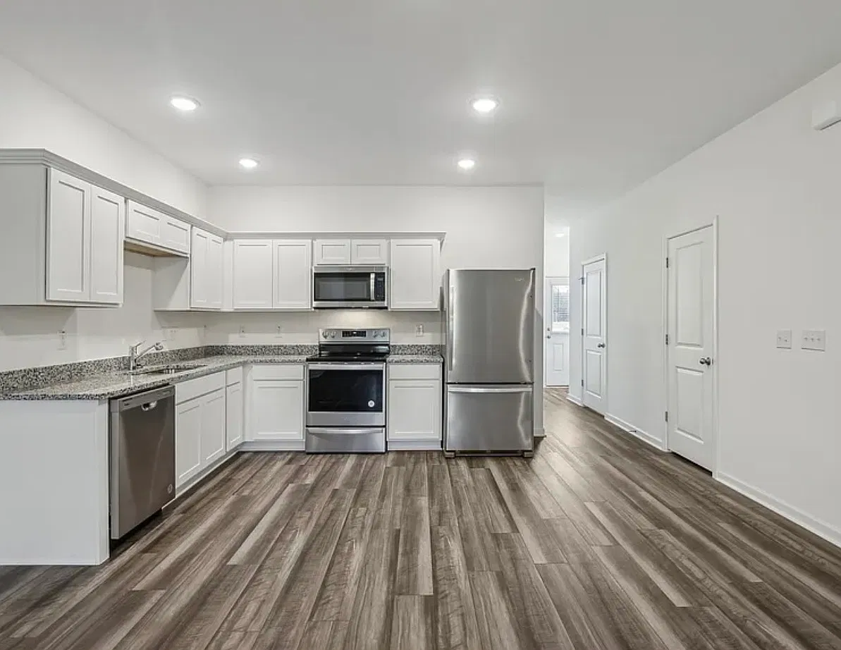 3 bed, 1594 sqft, $1,850 — Photo 4