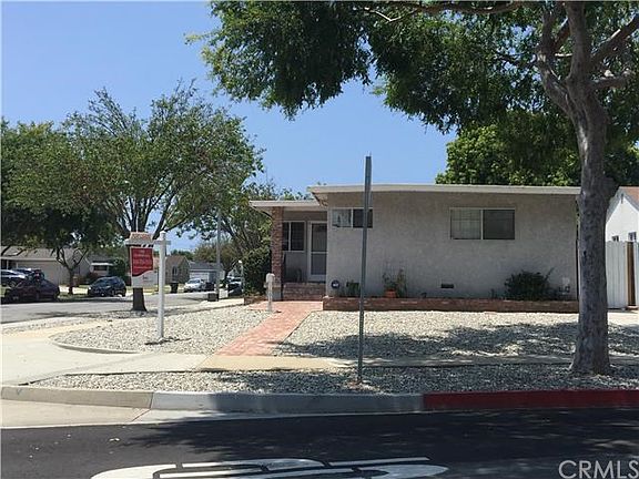 4th image of 16937 Eastwood Ave