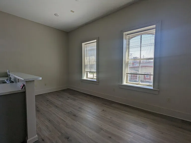 409 High St — Photo 14