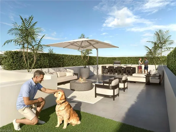 210 9th ST S #301, NAPLES, FL 34102