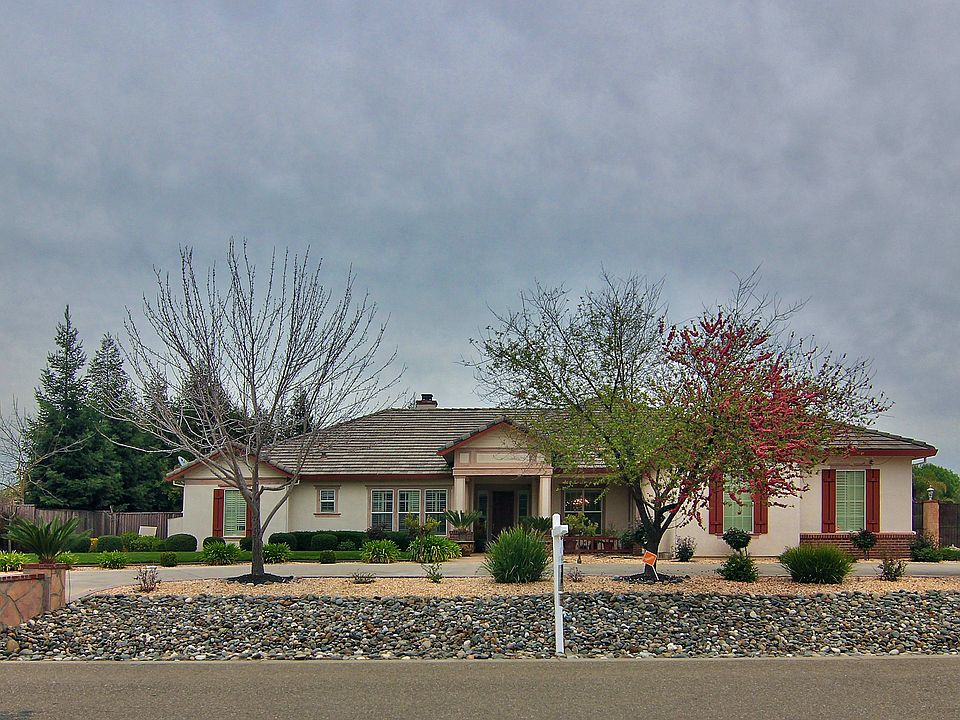 1st image of 8187 Queensland Ct