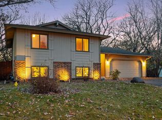 1766 Walnut Ln, Eagan, MN 55122