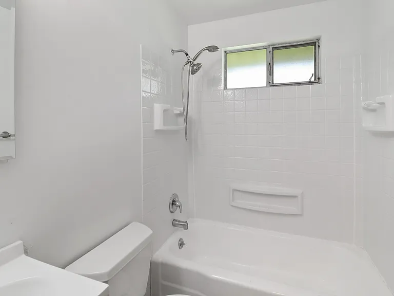 1380 SW Swantown Ave #L1 — Photo 15