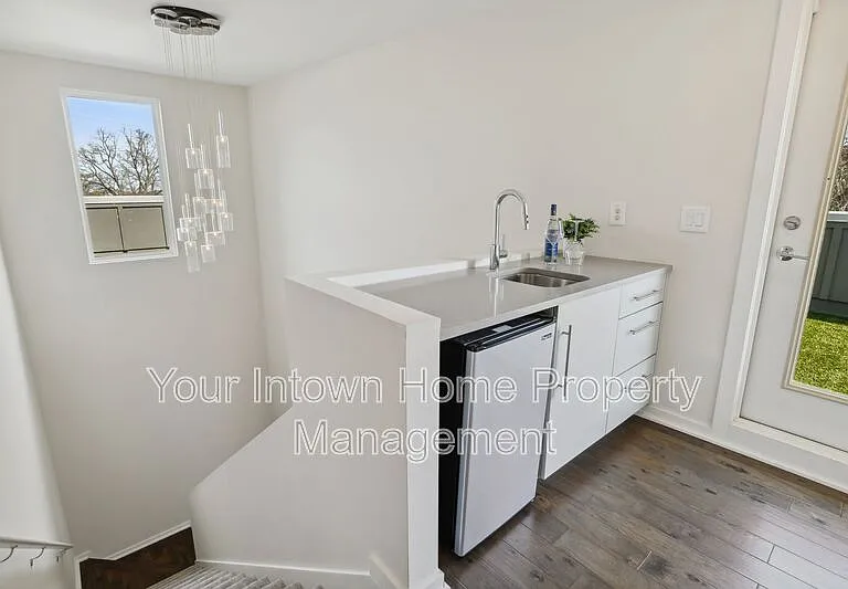 71 Lucy St SE #4 — Photo 31