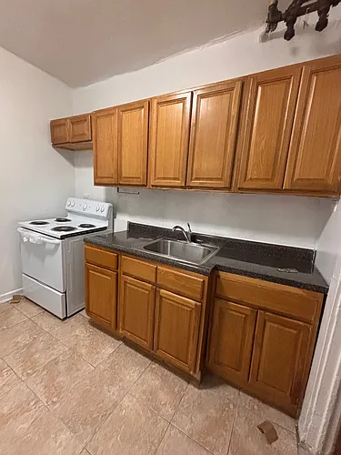 124 Fort George Ave #E Photo 1