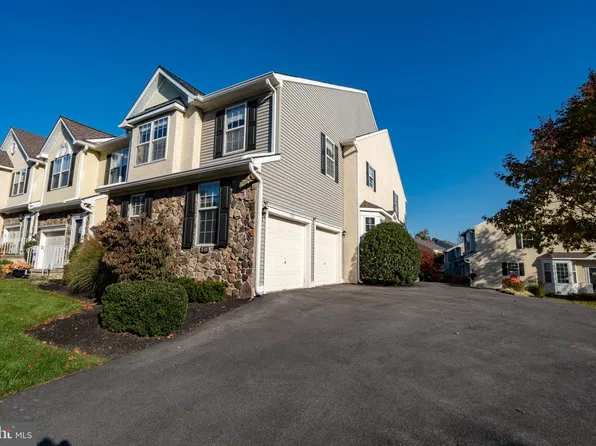 3905 Tall Oaks Ln, Newtown Square, PA 19073