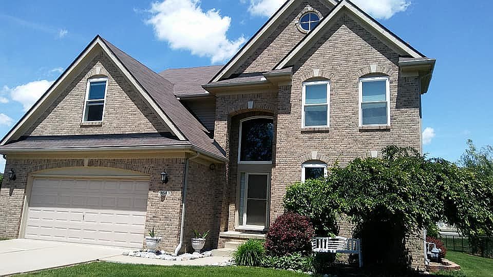 1st image of 9643 Endicott Ln