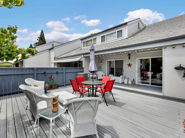 409 NE 85th St Unit F, Vancouver, WA 98665