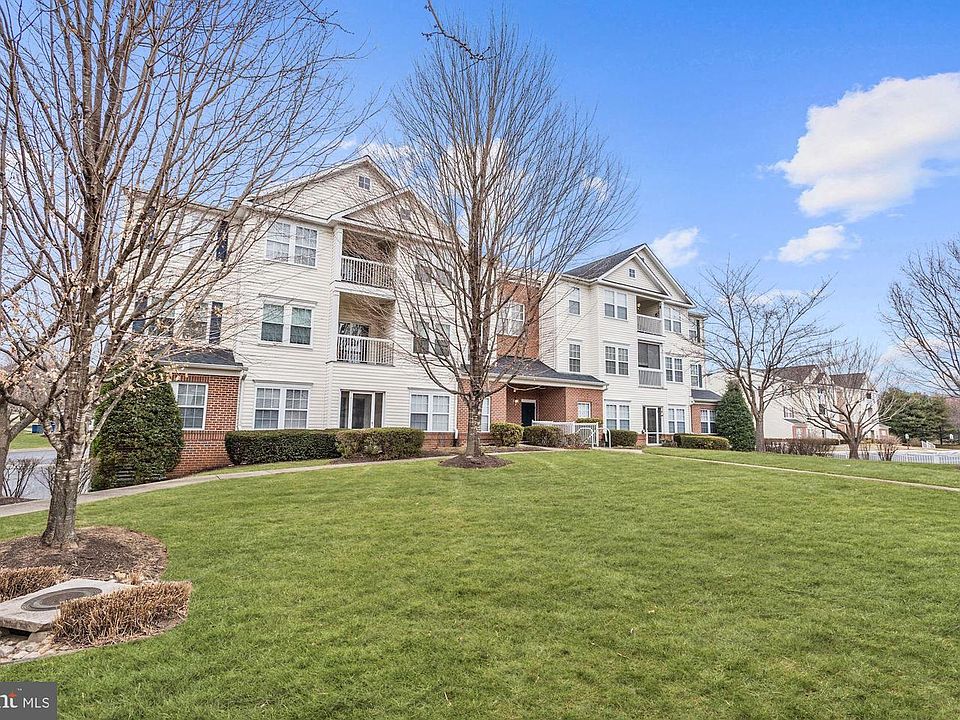 1st image of 301 Willrich Cir Unit C