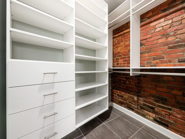 1131 N High St APT 202, Columbus, OH 43201