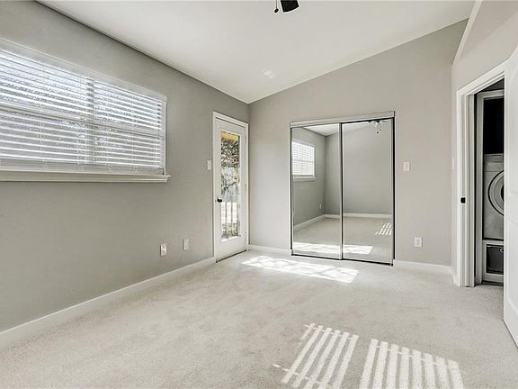 4th image of 1810 River Crossing Cir APT A