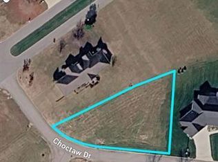 87 Choctaw Dr, Cadiz, KY 42211