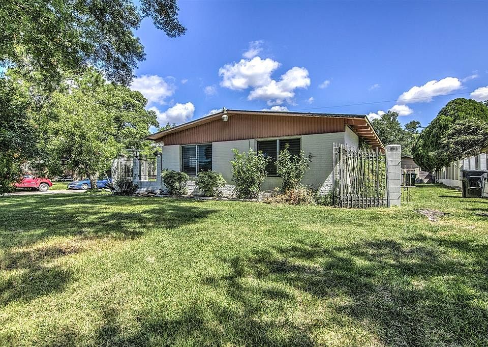 1st image of 5703 Winding Creek Way
