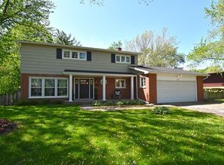 1360 Brookside Ln, Northbrook, IL 60062