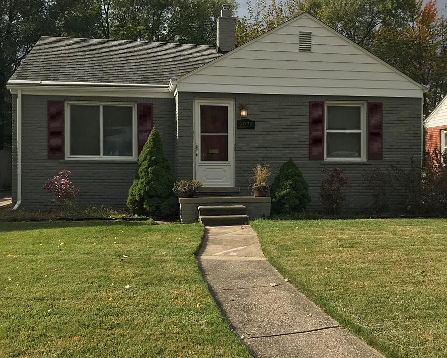 1st image of 2075 Ellwood Ave