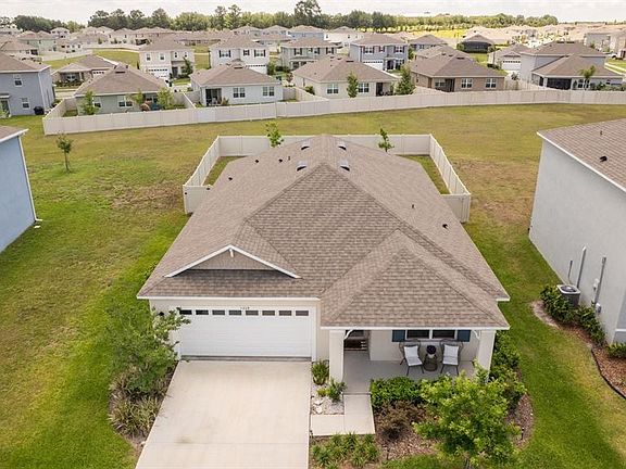 3rd image of 5208 Greenheart Ave