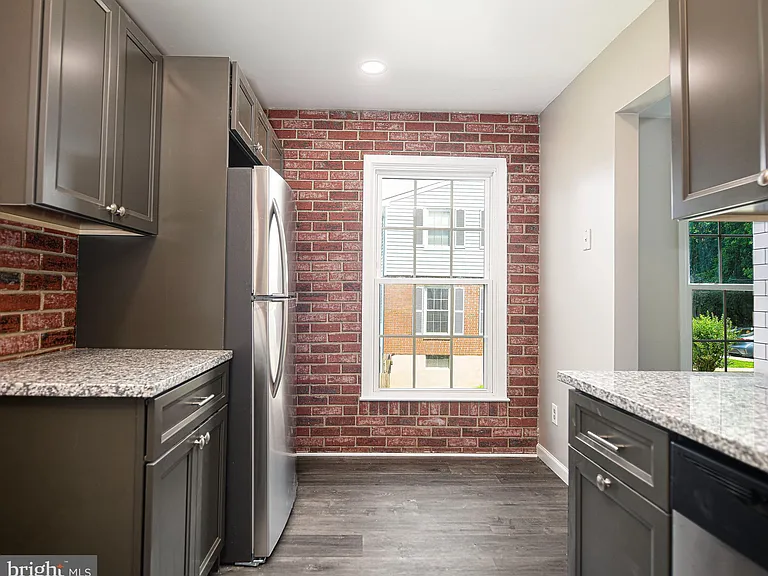 15 Burnsway Ct #9G — Photo 11