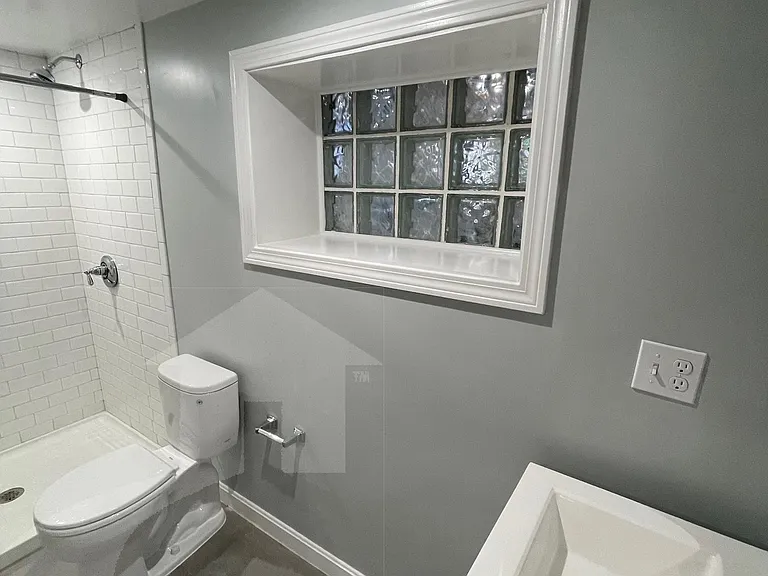 81 Moreland St — Photo 9