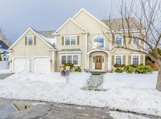 2 Ida Rd, Marblehead, MA 01945