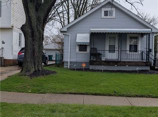 5243 Thomas St, Maple Heights, OH 44137