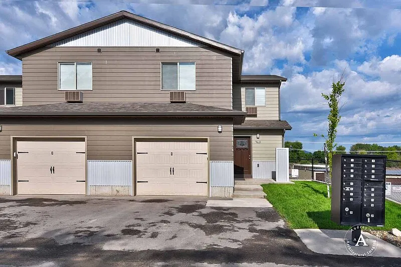 3 bed, 2.0 bath, 1350 sqft, $1,950 — Photo 4