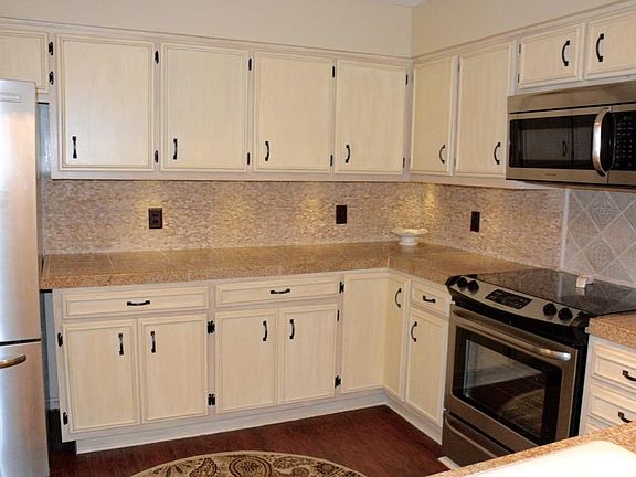 5th image of 2102 River Chase Dr